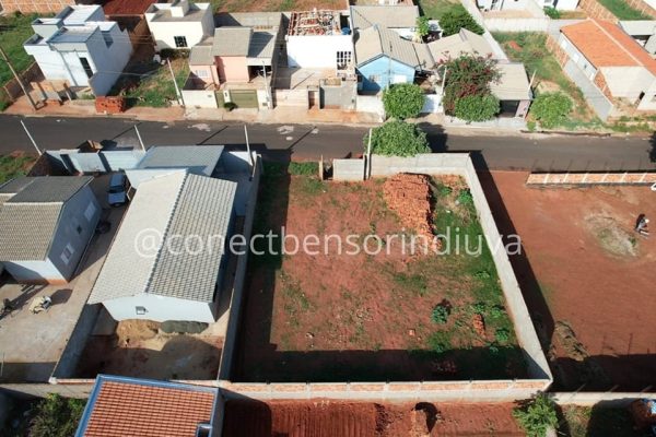 terreno com muro 2 495236916_1010676104519778_5787447835270309825_n